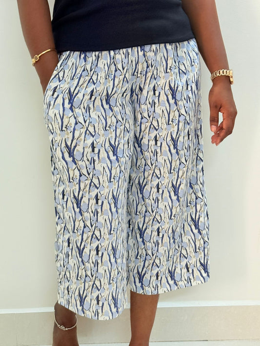 Printed Women's Calf length Palazzo pant - Sky white tulips