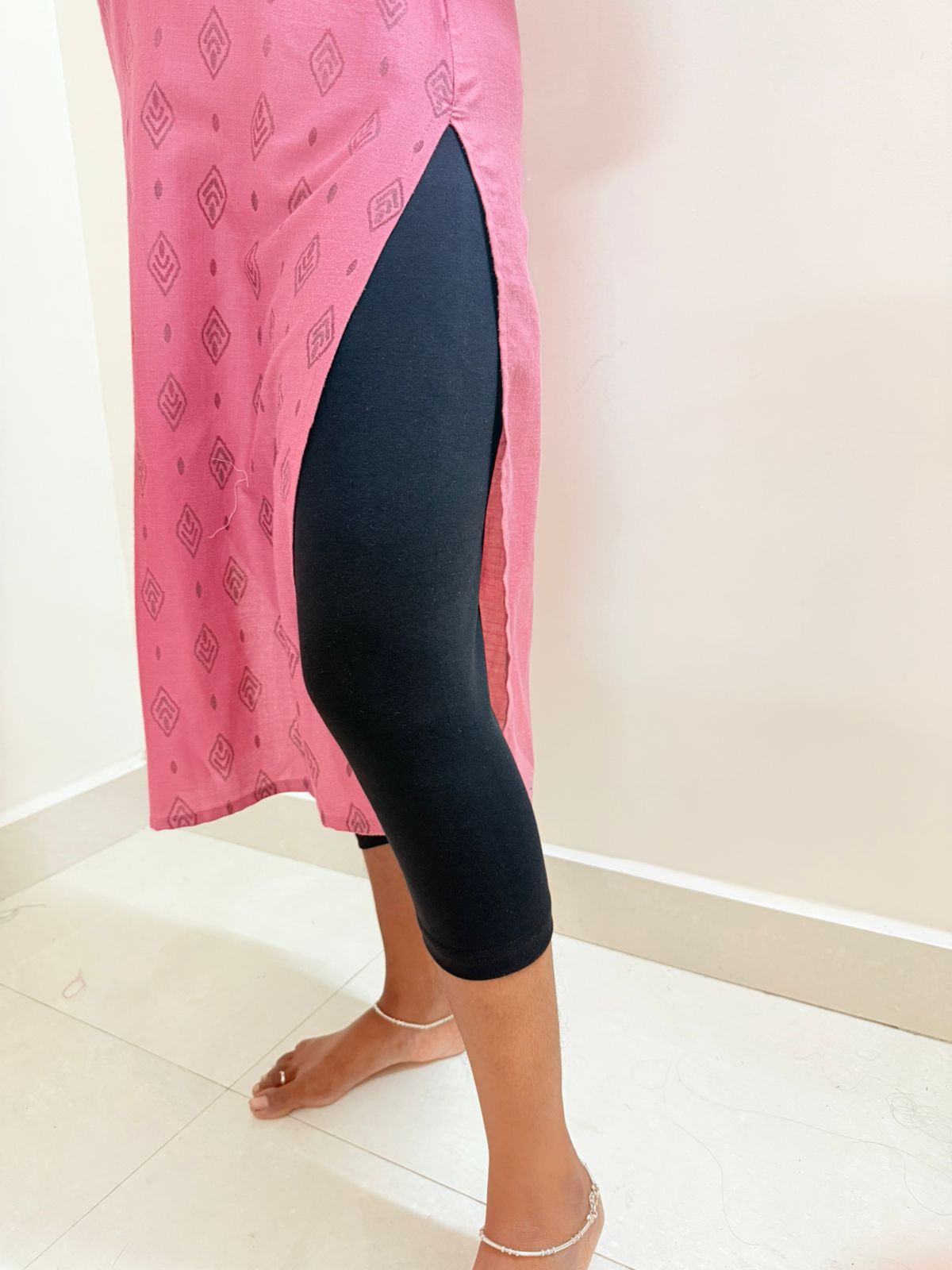 Prebook - Calf length leggings
