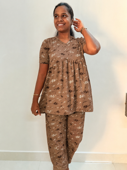 *Ready to dispatch* - Premium Women's Curvy peplum coord set - Brown brings peolum coords