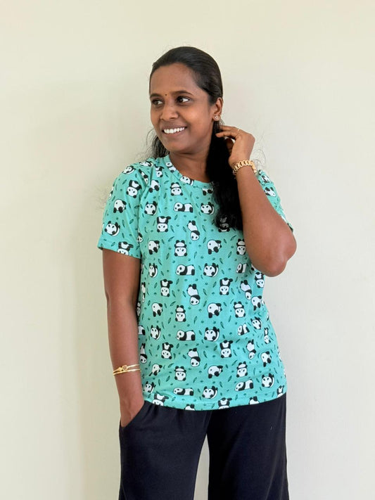 Premium quality - Women's normal tshirt - Pista panda