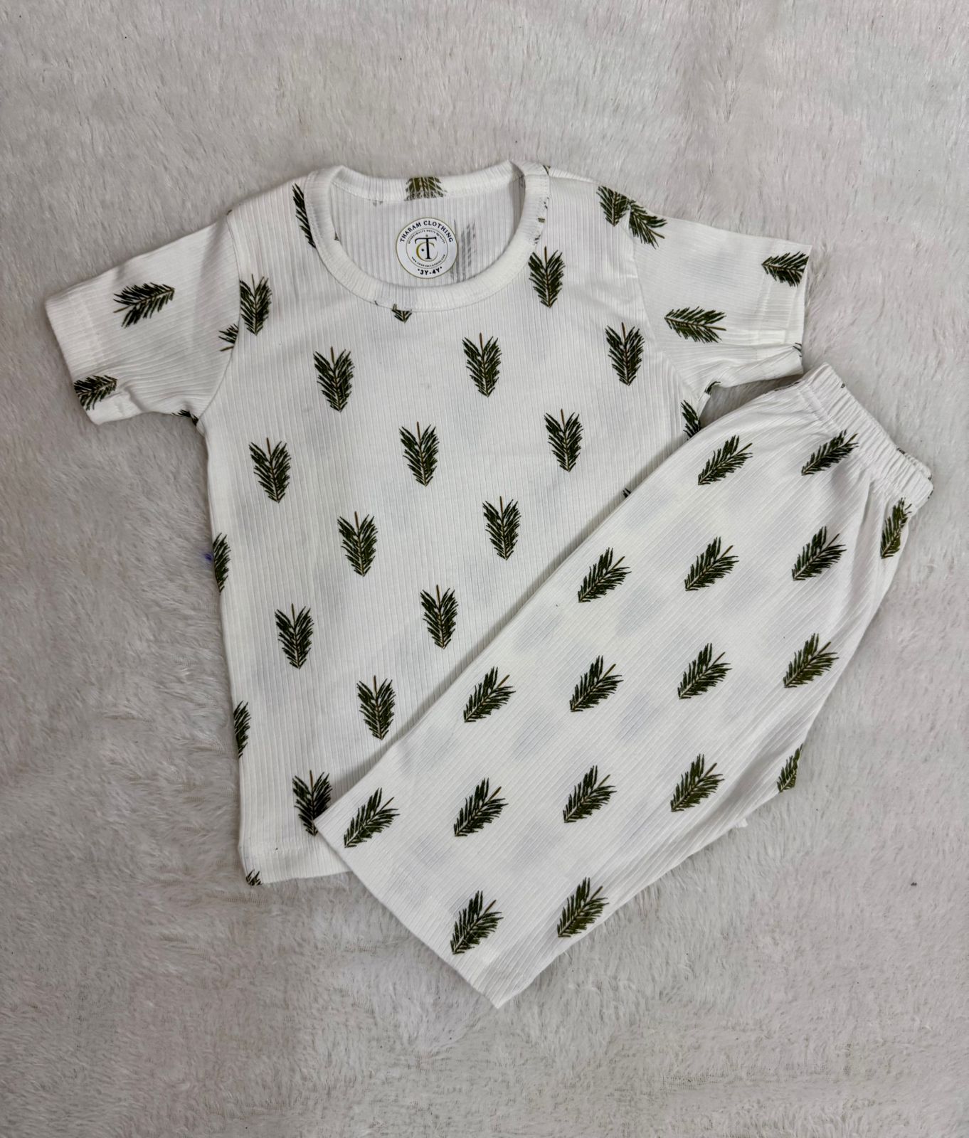 Kids Wear - Unisex Pyjama sets with 3/4th pant - Premium Feather Pyjama