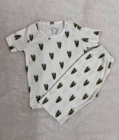 Kids Wear - Unisex Pyjama sets with 3/4th pant - Premium Feather Pyjama