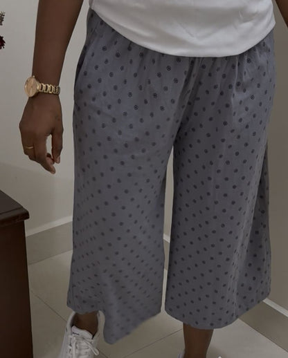 Printed Women's Calf length Palazzo pant - Grey blacky polks