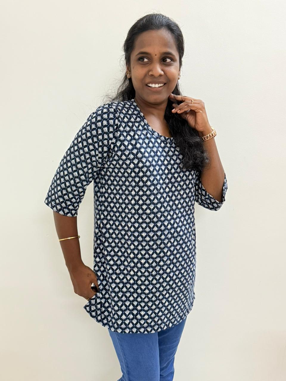Women's Short Kur'TEES' - Navy Tagar